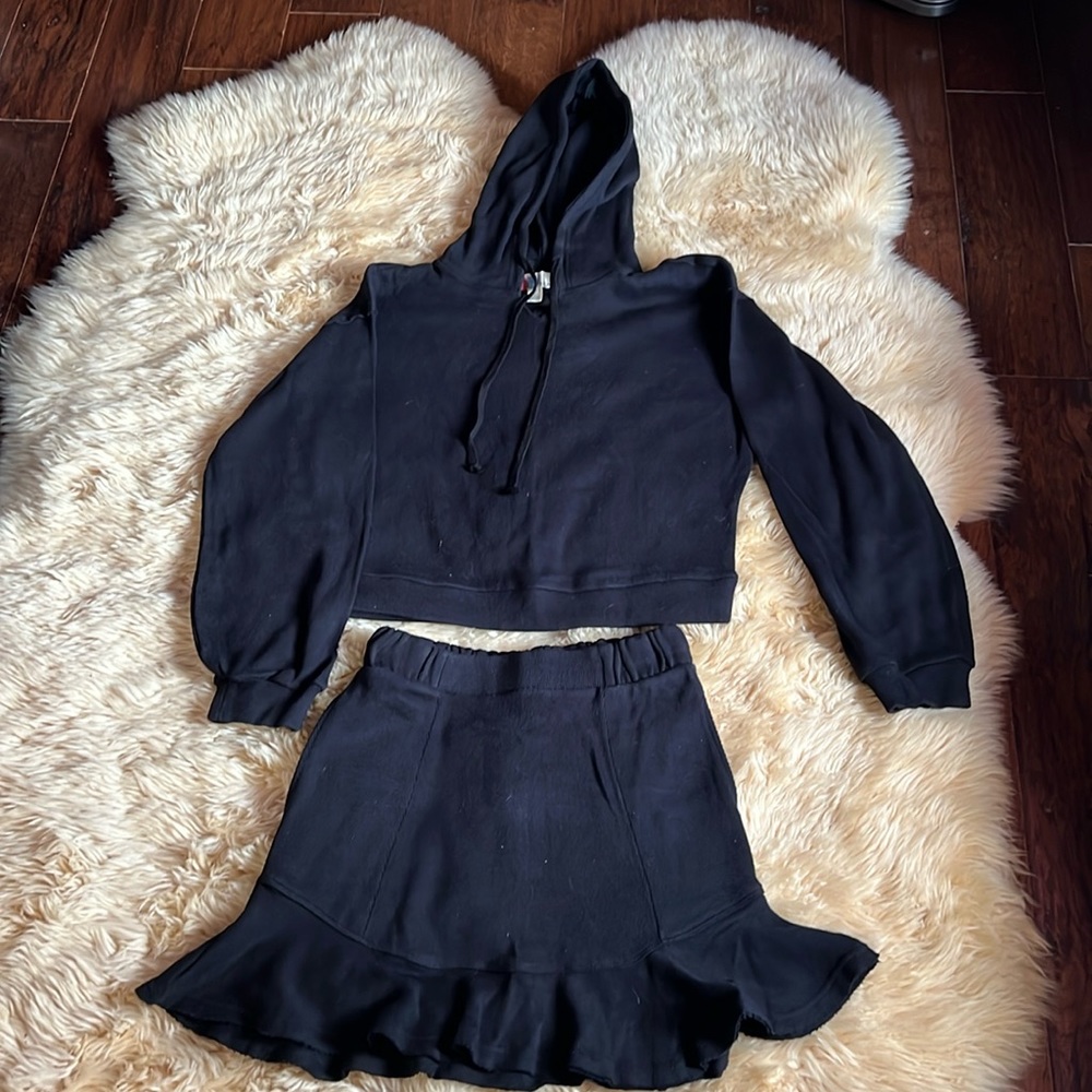 Stylish Black Hoodie Dress Set